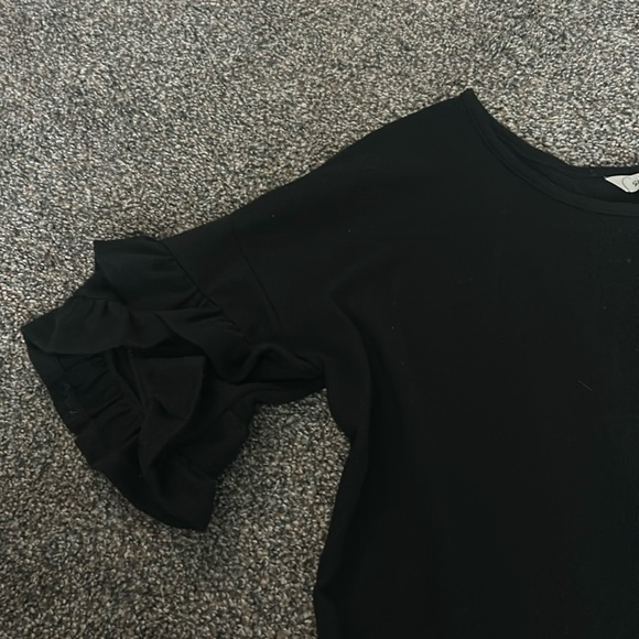 Black Dress - Picture 2 of 3